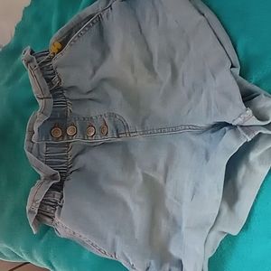 No Boundaries Small High Rise Jean Shorts.